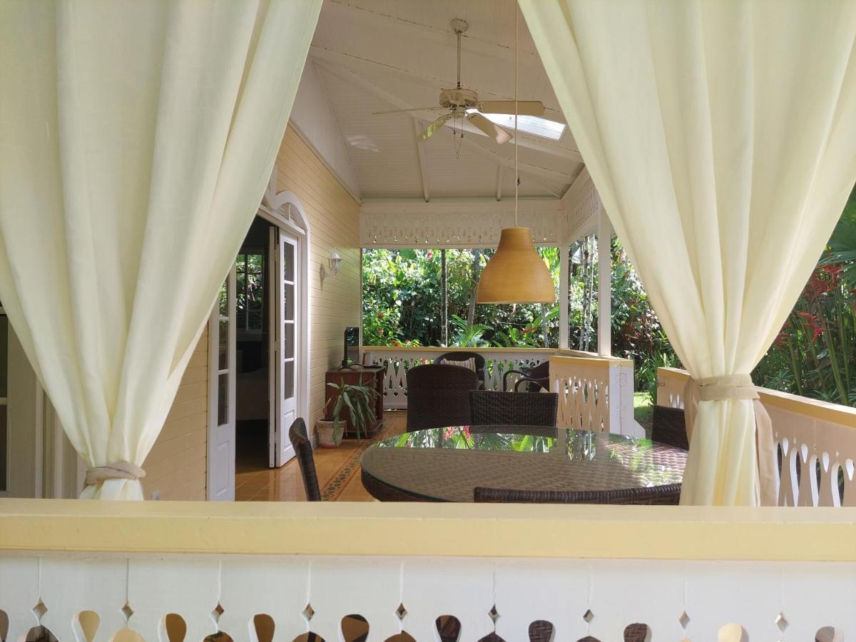 Playa Negra Guesthouse Кахуита Екстериор снимка